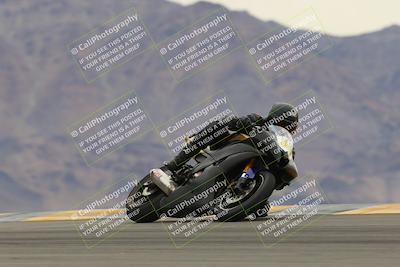 media/Jan-14-2023-SoCal Trackdays (Sat) [[497694156f]]/Turn 9 Set 2 (1130am)/